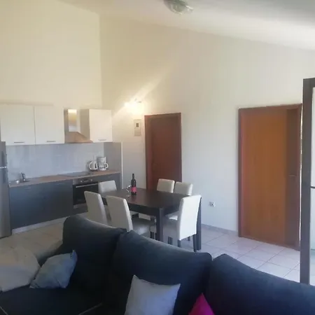Apartamento Lea Tribalj